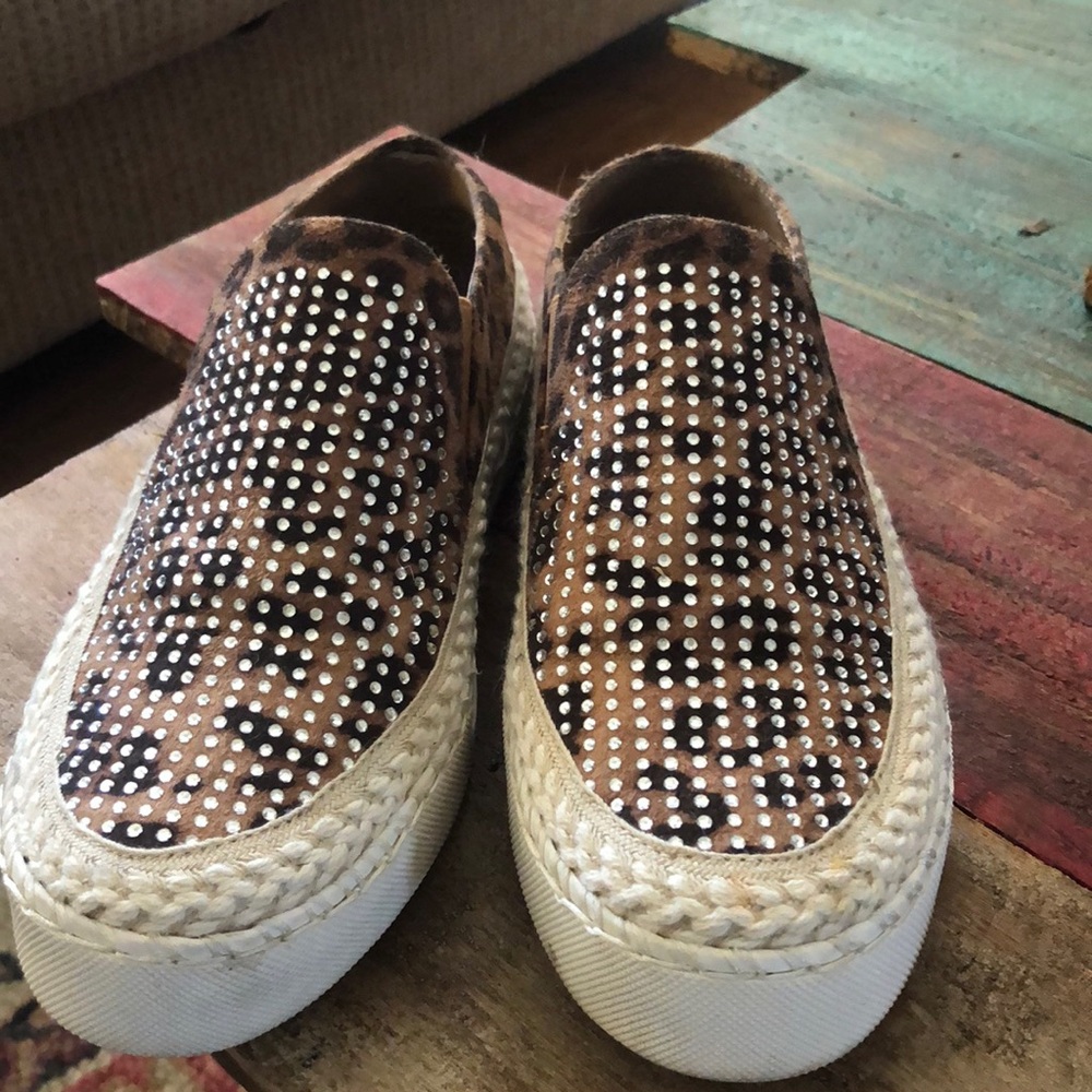 Volatile sneakers